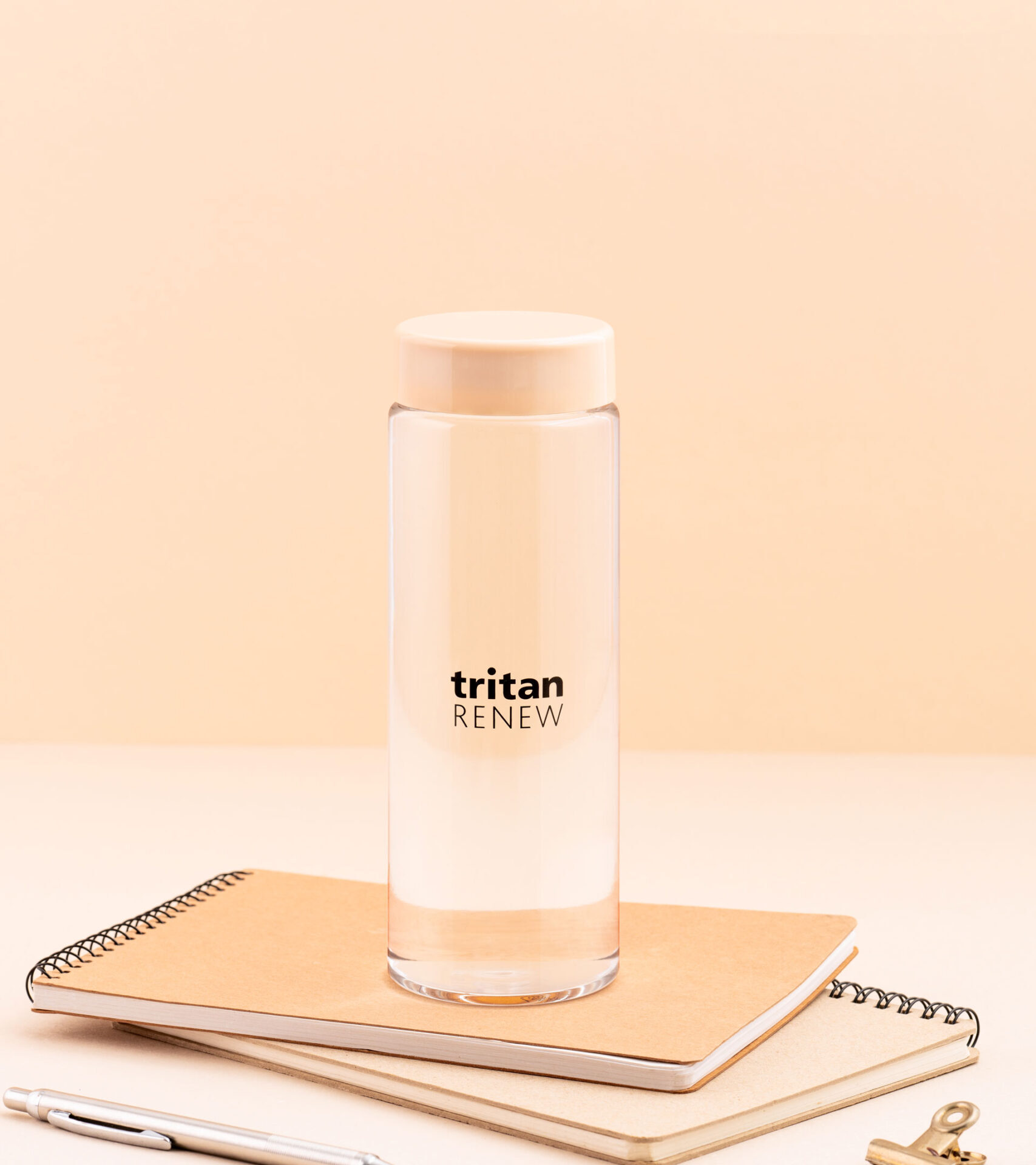 Tritan Renew™ 簡約輕量隨手瓶